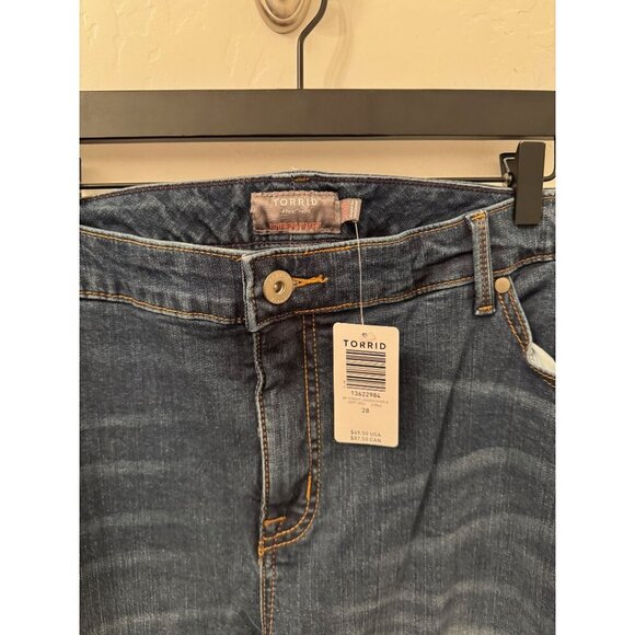 NWT Torrid boy jeans size 28R - Picture 3 of 5